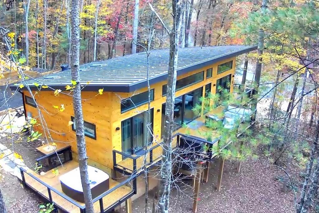 Вилла Modern Mountain Getaway With Hot Tub, Fire Pit Sautee Nacoochee Экстерьер фото